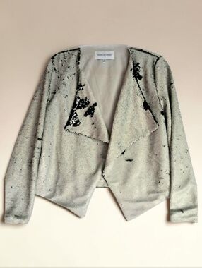 Cupcakes and Cashmere Moto Jacket Medium White/Black Mermaid Sequins EUC